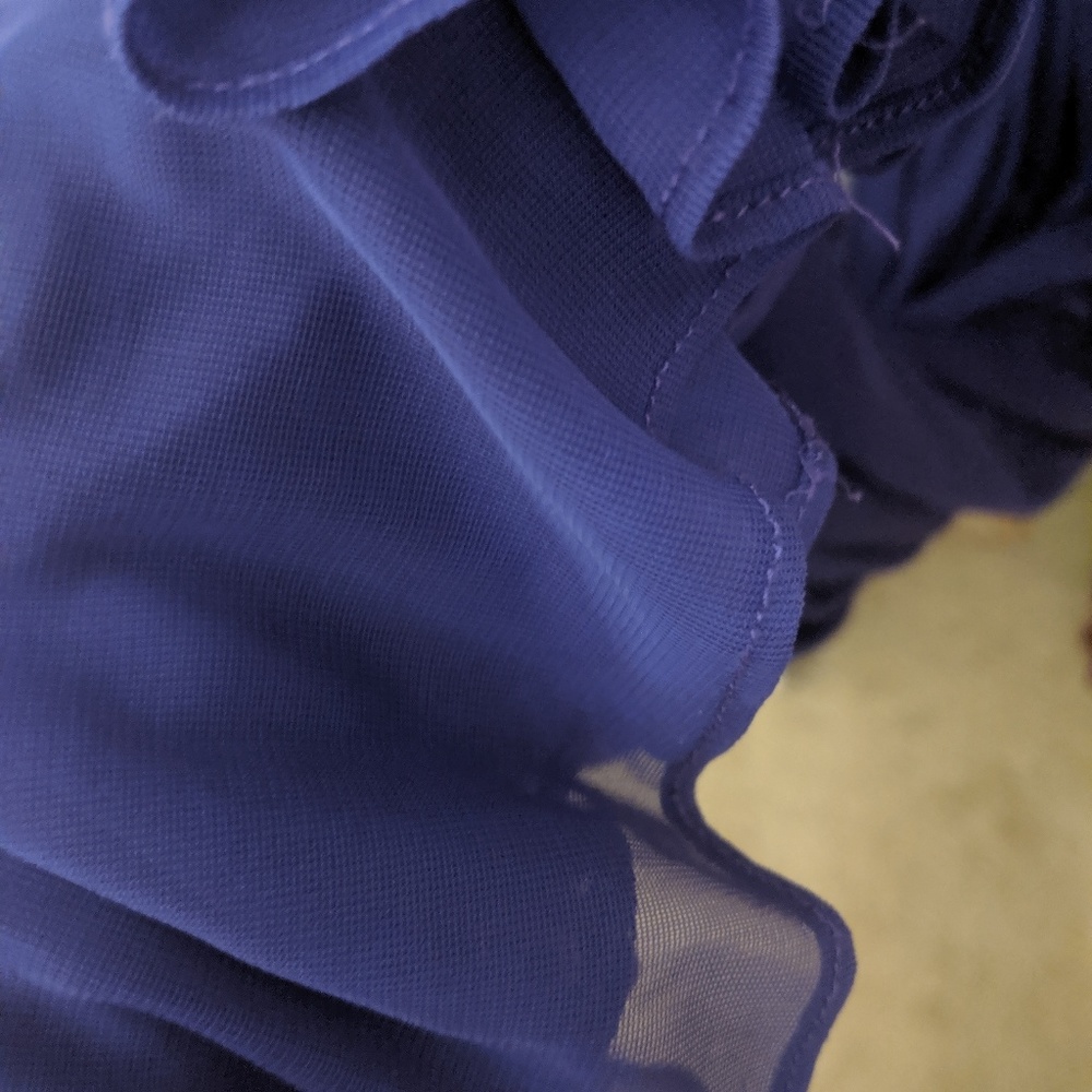 Dress - Picture 8 of 8